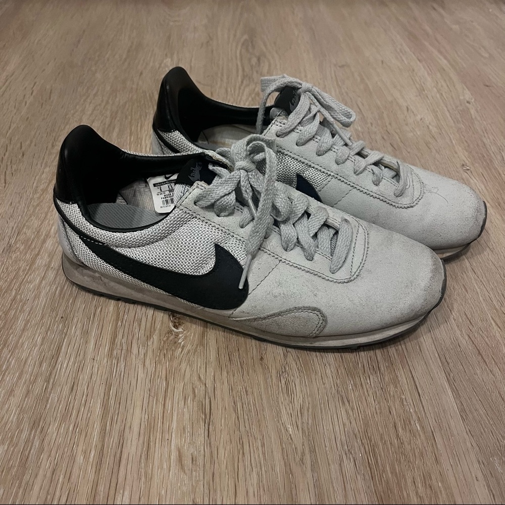 Nike Classic Gray 8